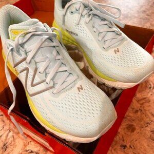 New Balance Fresh Foam Tennis Shoe